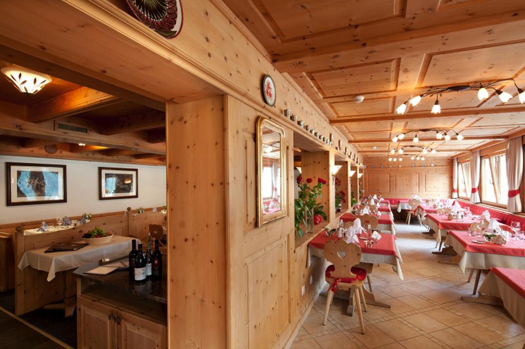 Hotel Astras Scuol Exterior photo