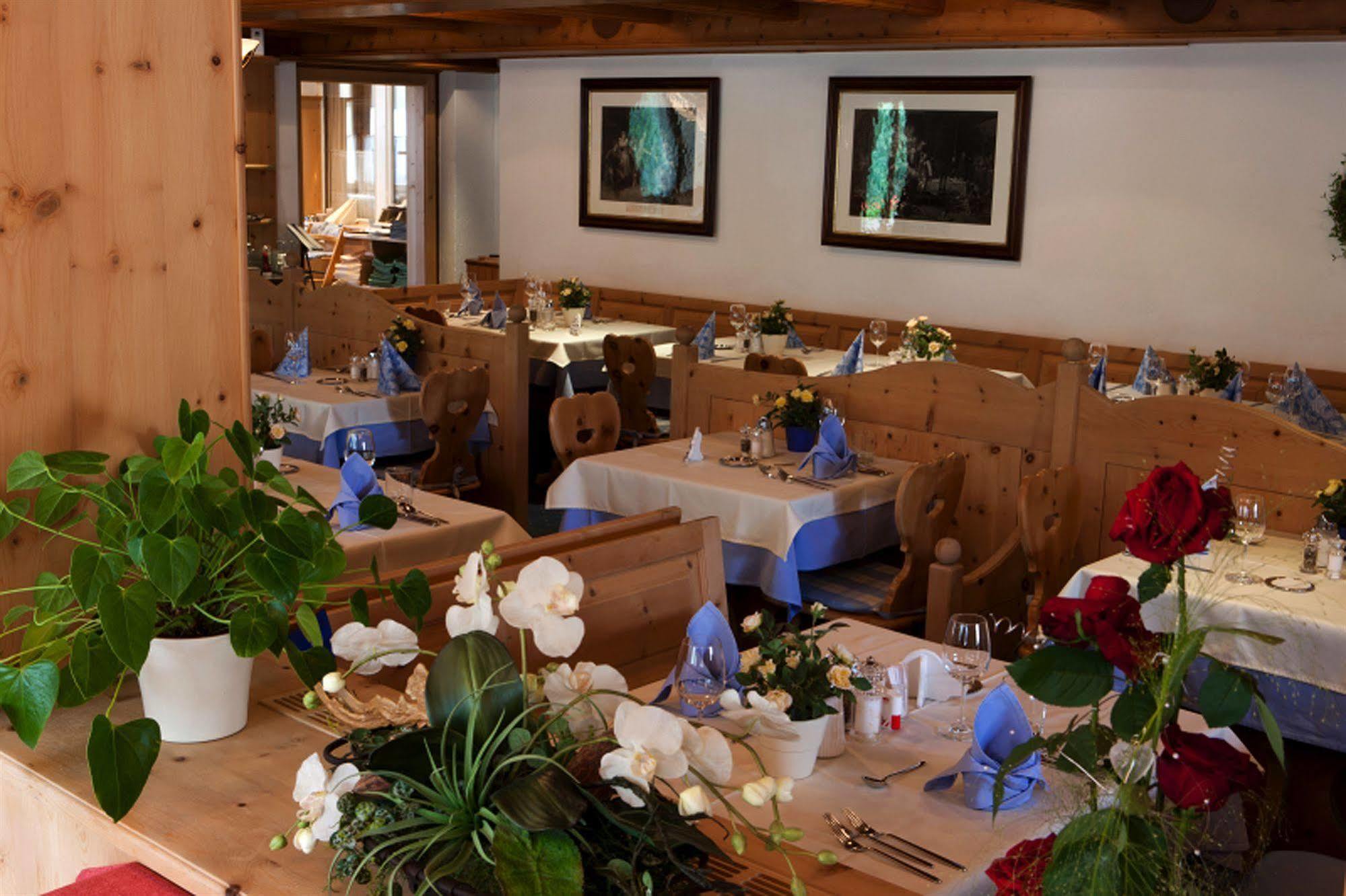 Hotel Astras Scuol Exterior photo